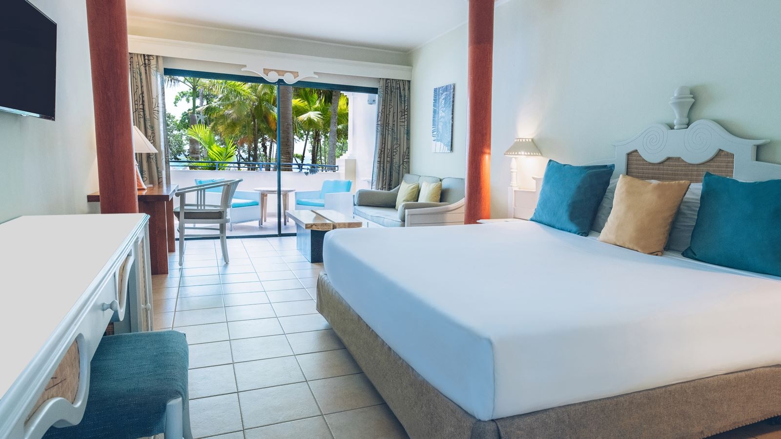rooms-junior-suite-ocean-front