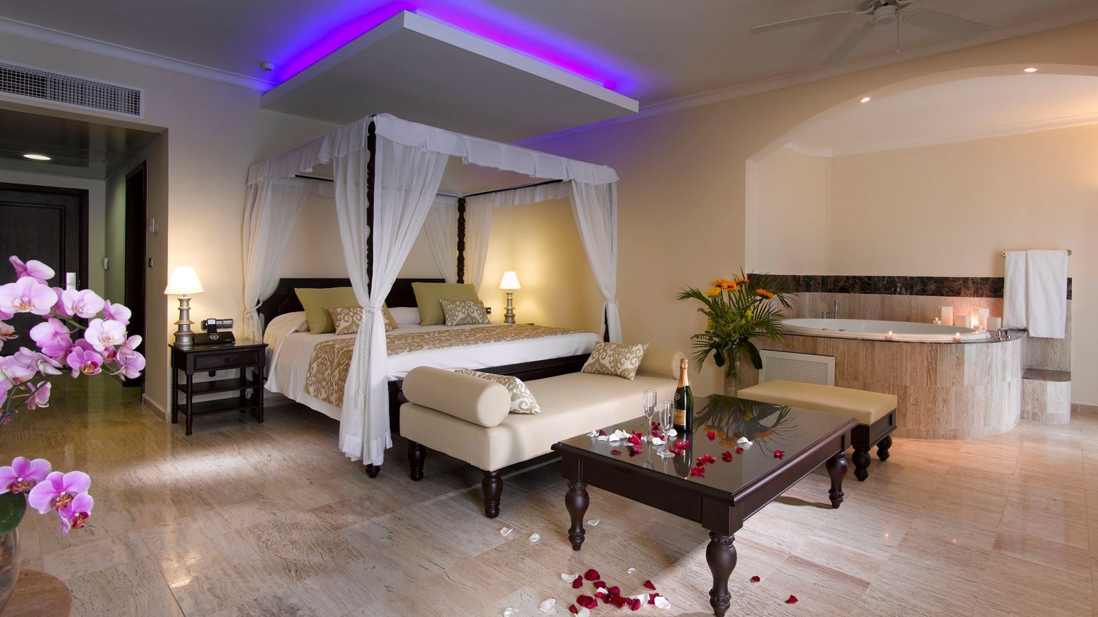 rooms-romance-suite