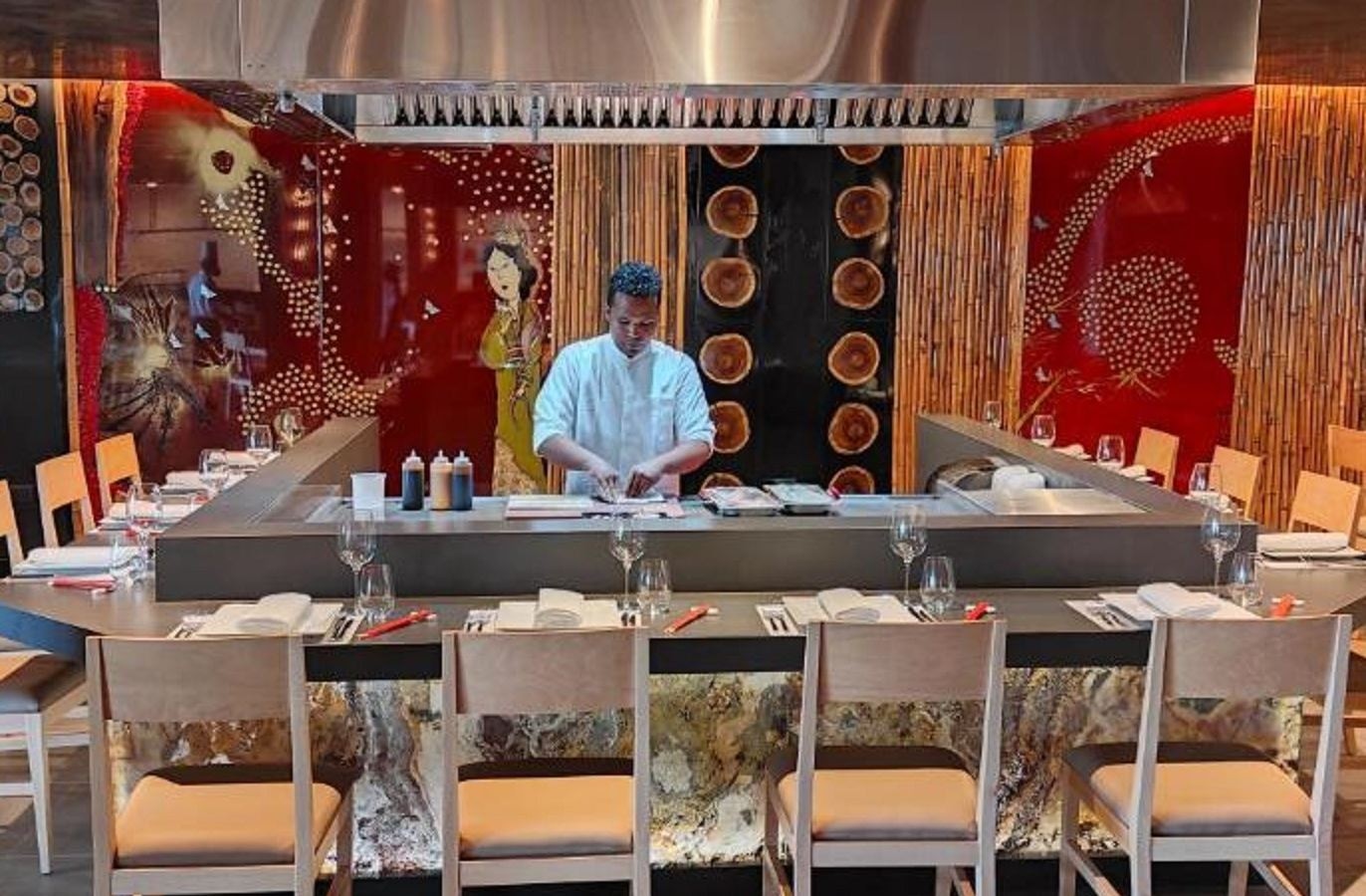 restaurants-main-building