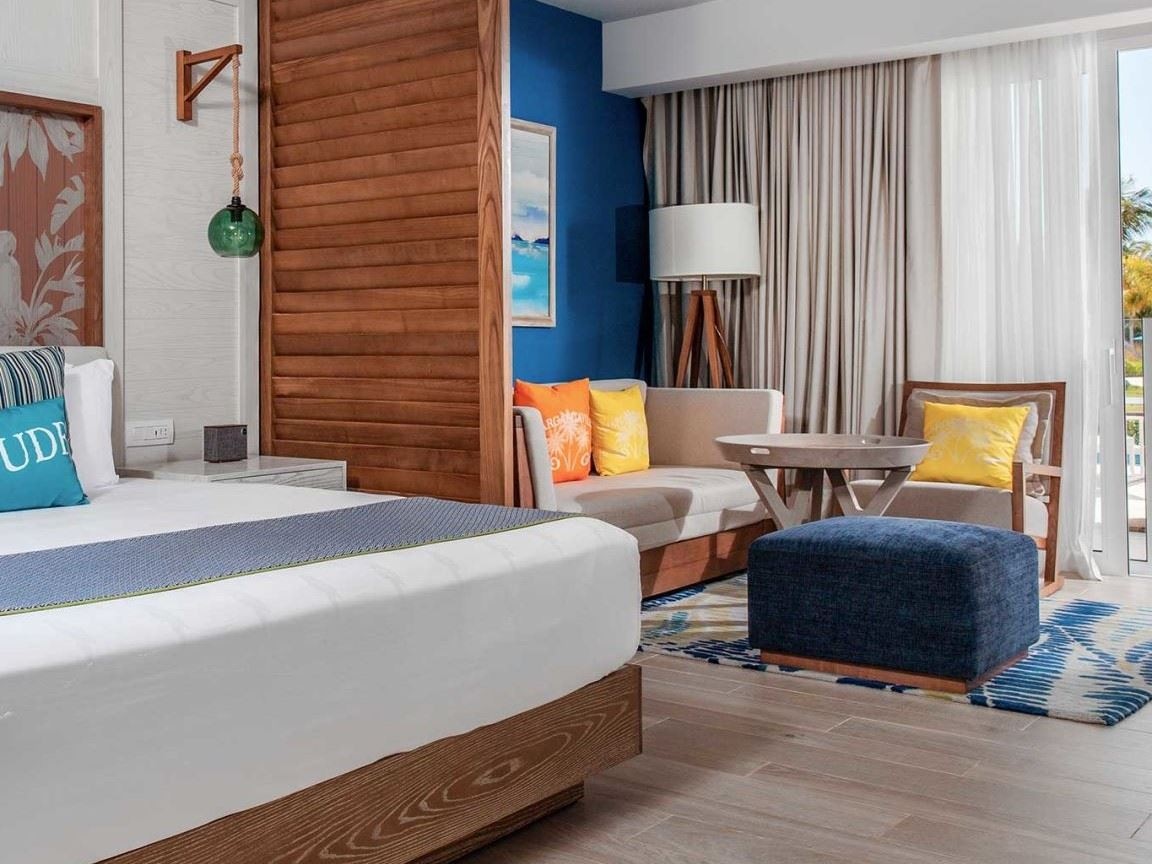 rooms-swim-up-luxury-premium-suite