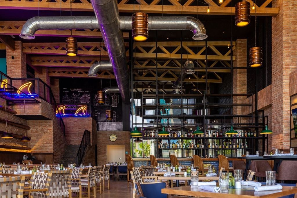 restaurants-landshark-brewery--grill