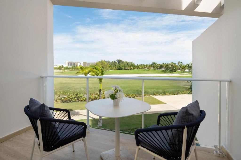 rooms-deluxe-garden-view