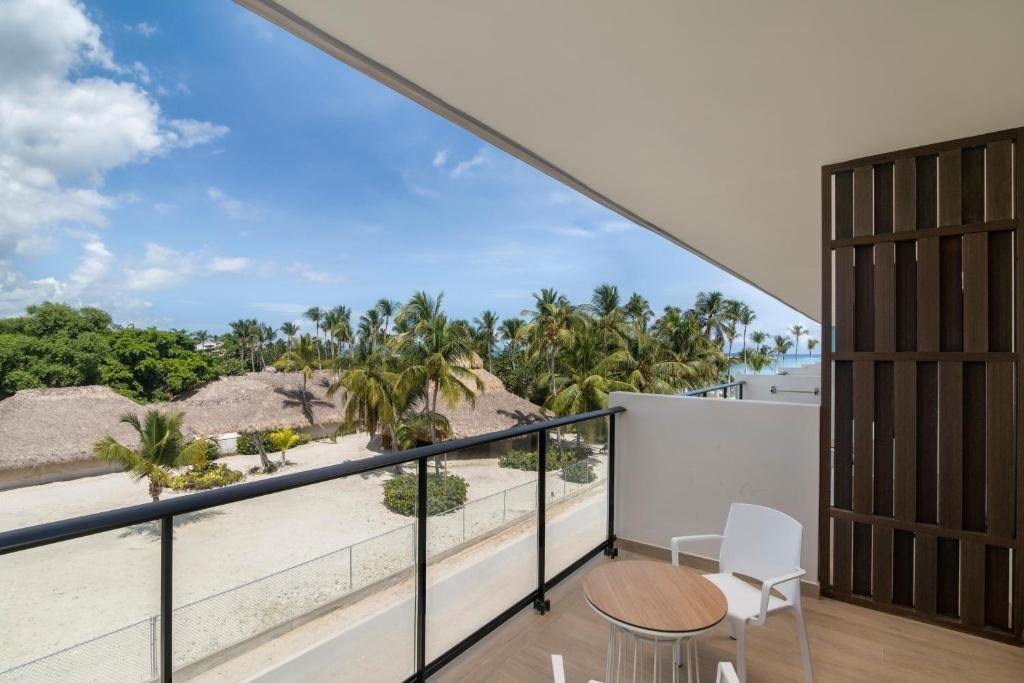 rooms-junior-suite-garden-view