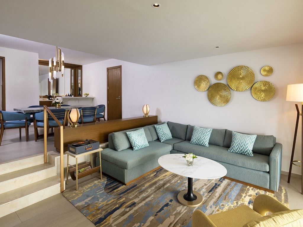 rooms-rock-suite-two-bedroom-with-personal-assistant