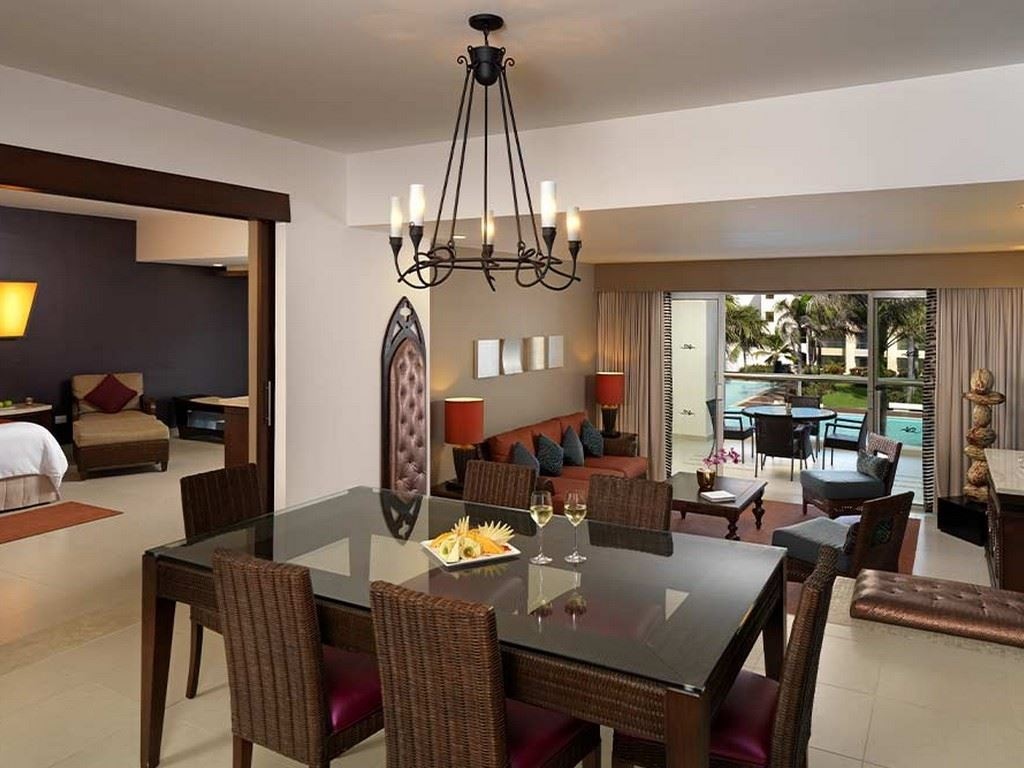 rooms-rock-suite-two-bedroom-classic-with-personal-assistant