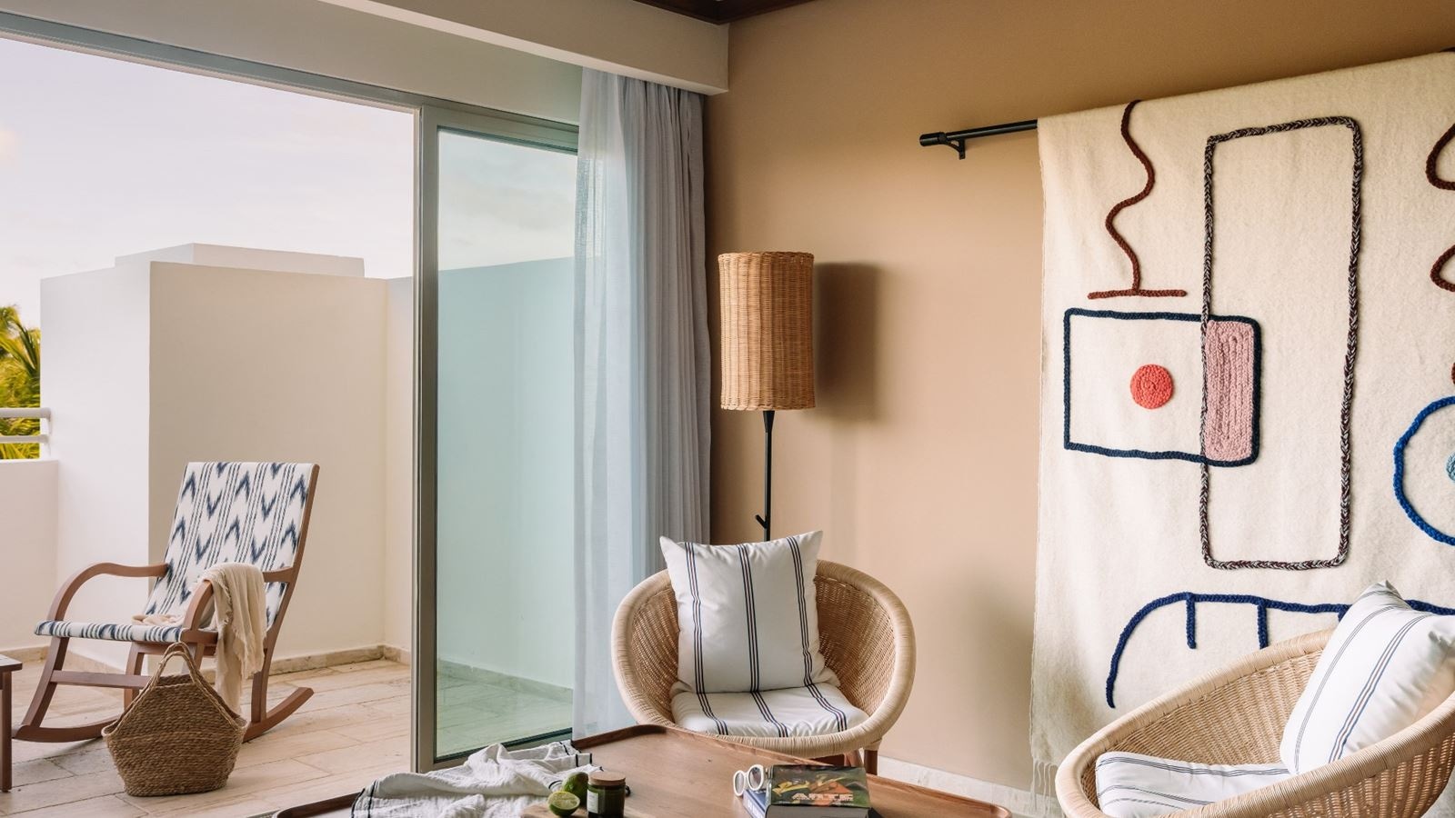 rooms-master-suite-zel