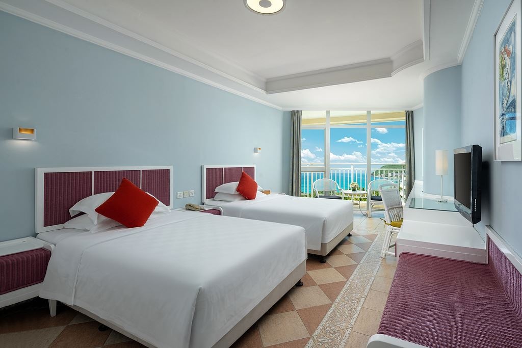 rooms-deluxe-sea-view-room