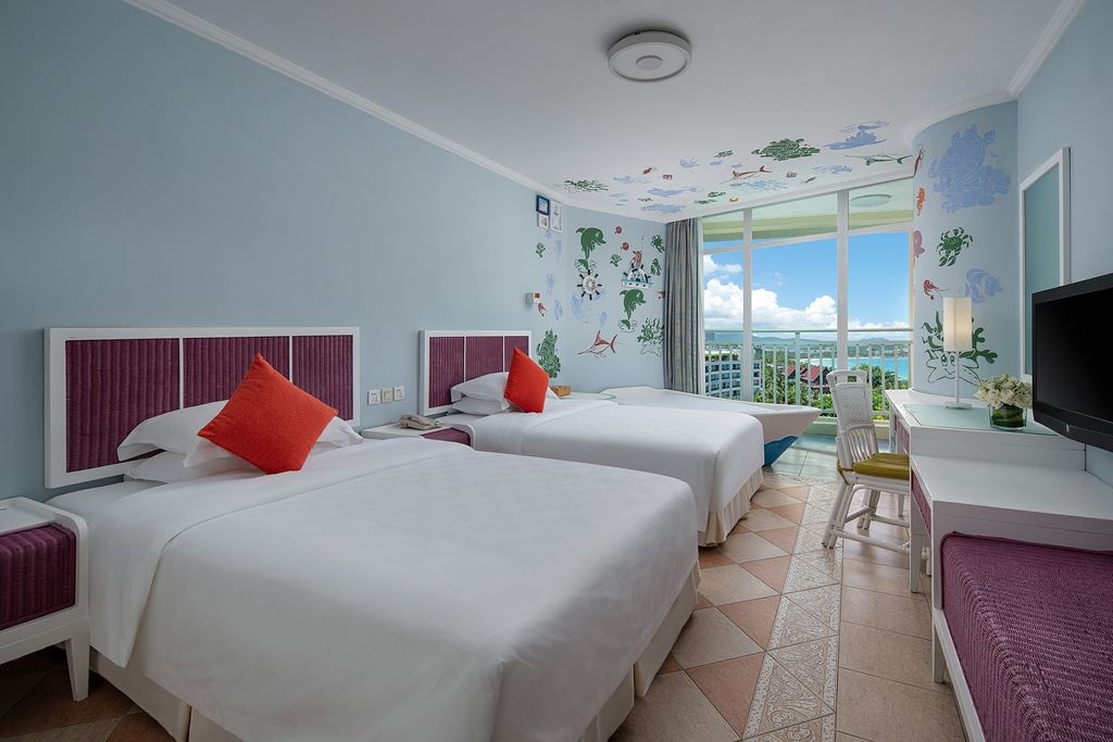 rooms-deluxe-family-sea-view-room