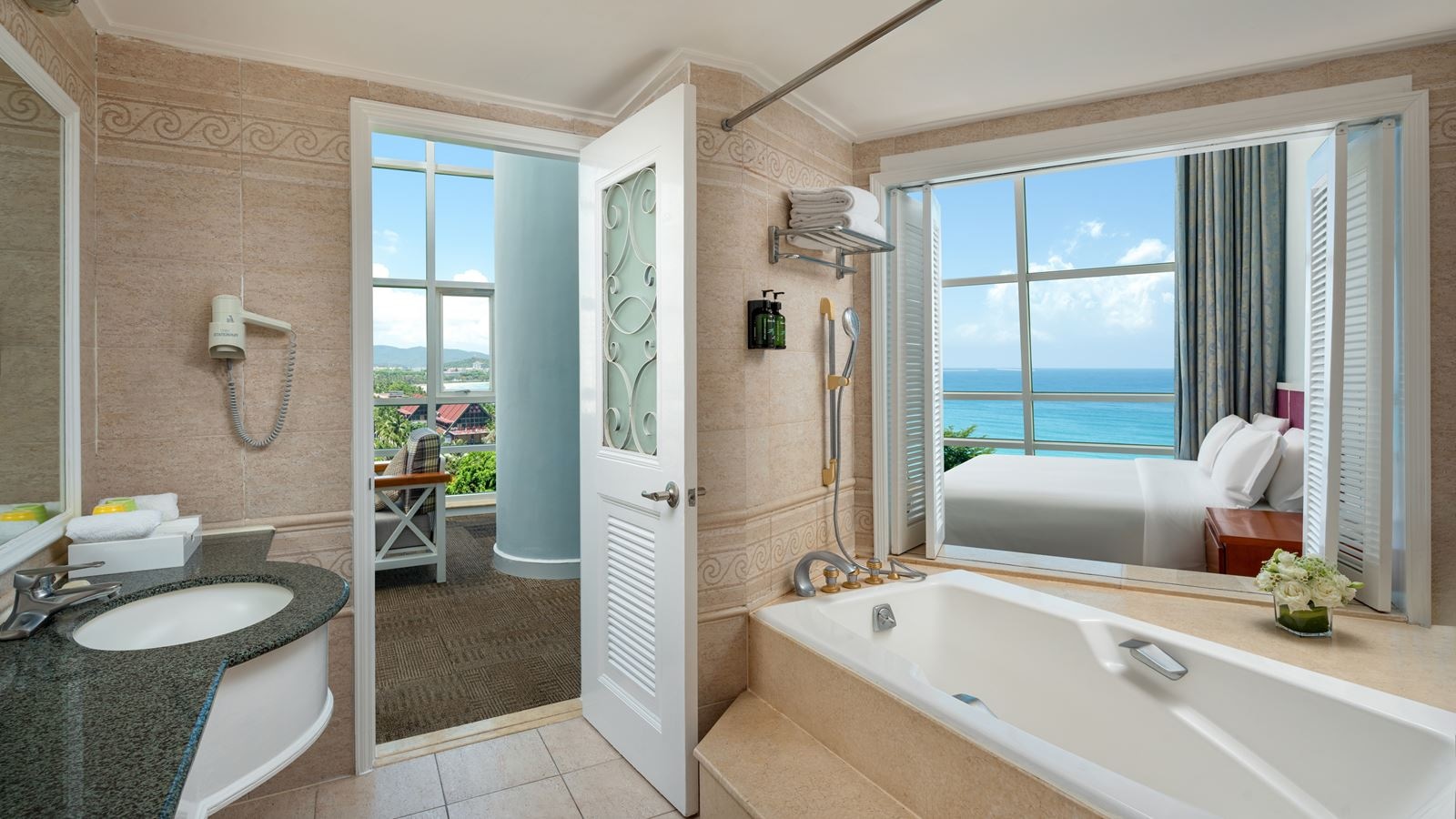 rooms-delux-duplex-ocean-suite