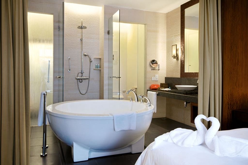 rooms-2-bedrooms-ocean-view-pool-villa