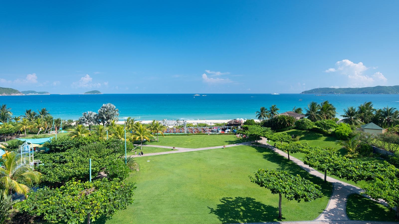 rooms-new-and-super-sea-view-family-2-bedroom-area-1