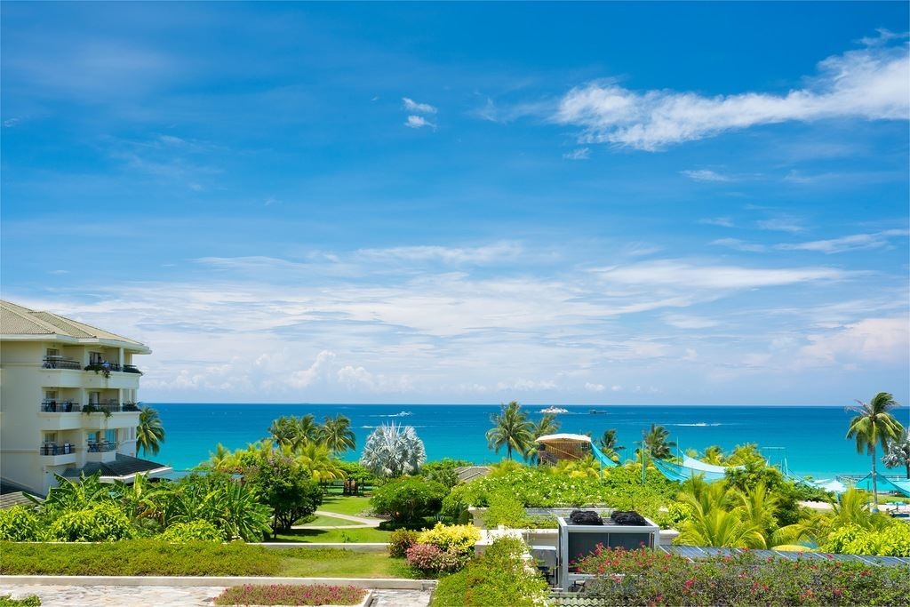 rooms-sea-view-family-room-for-4-people-area-1