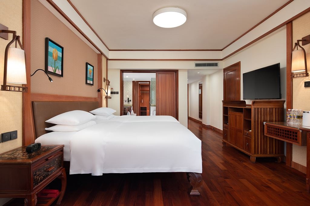 rooms-deluxe-mountain-view-room-area-2