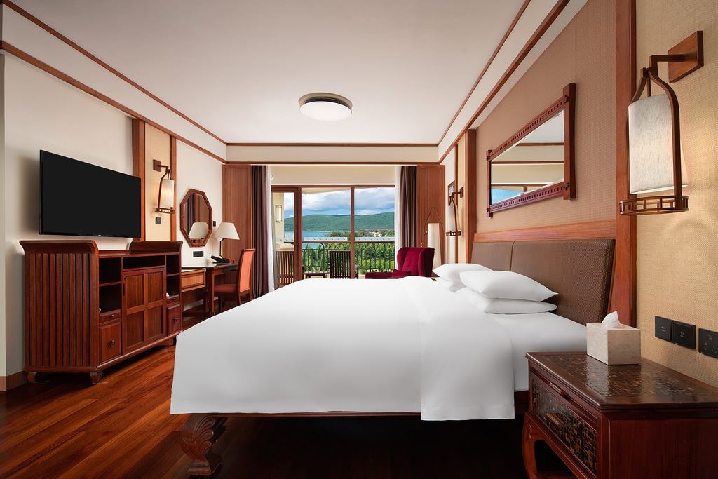 rooms-deluxe-sea-view-room-area-2