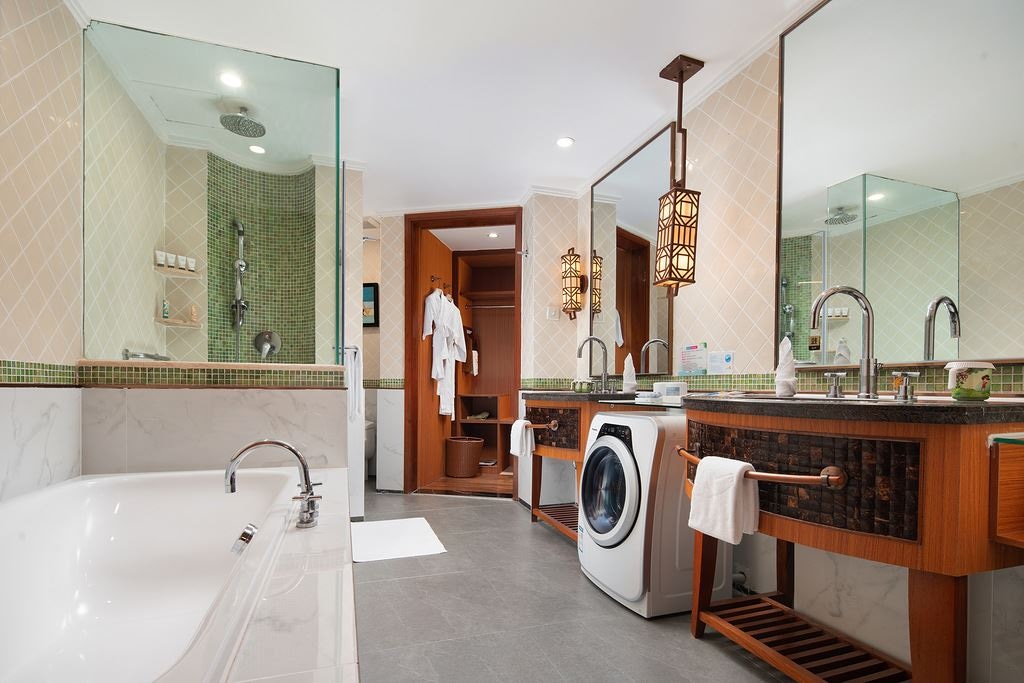 rooms-deluxe-sea-view-room-area-2