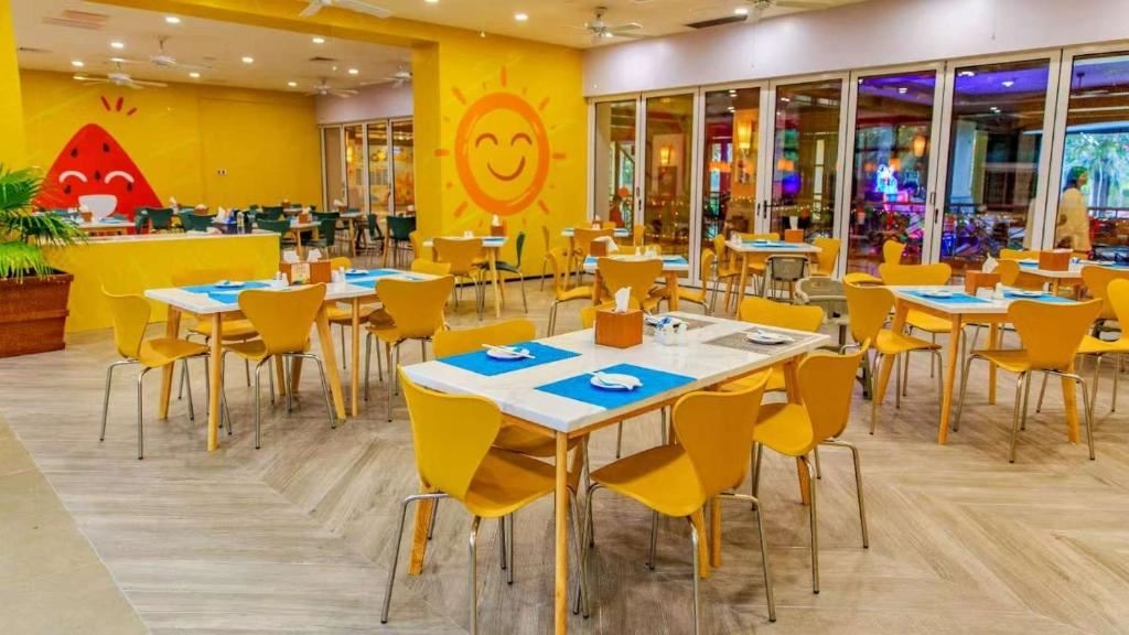 restaurants-restaurants