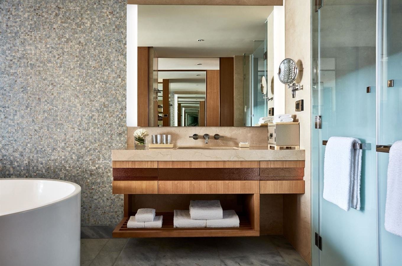 rooms-resort-family-connecting-room-garden-view