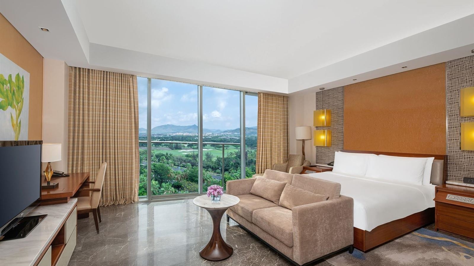 rooms-grand-golf-view-room