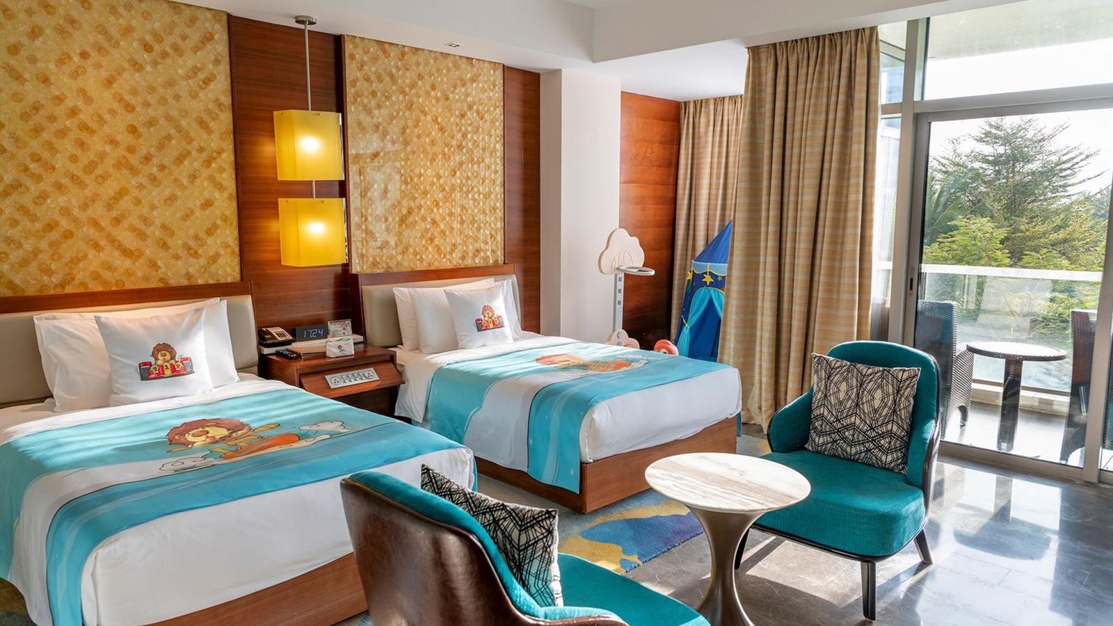 rooms-deluxe-garden-view-family-room