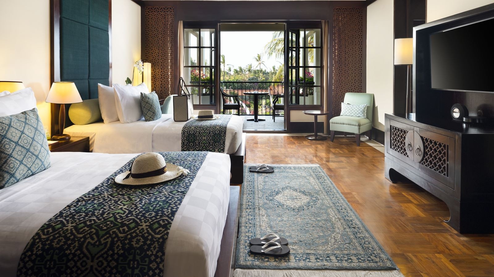 rooms-suites-collection