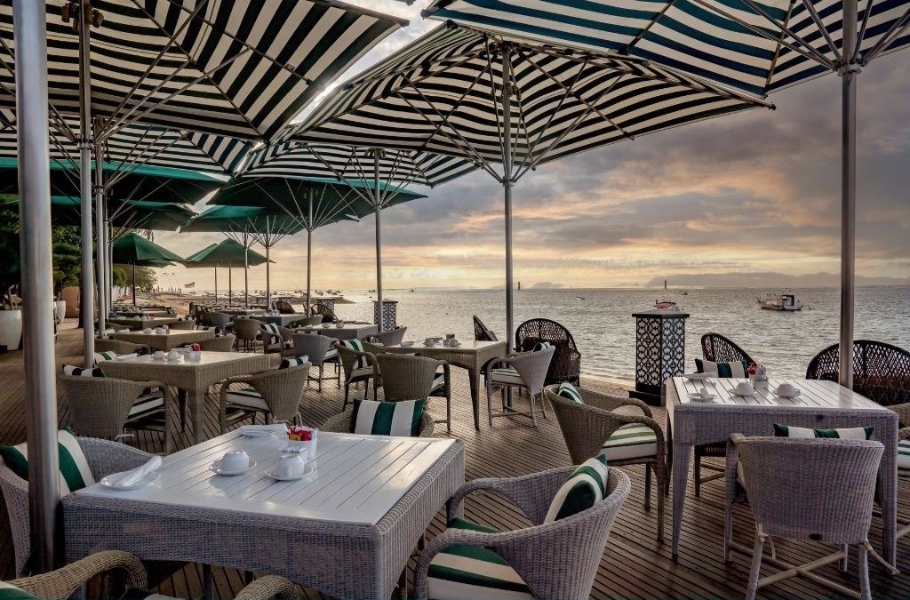 restaurants-beach-club-restaurant