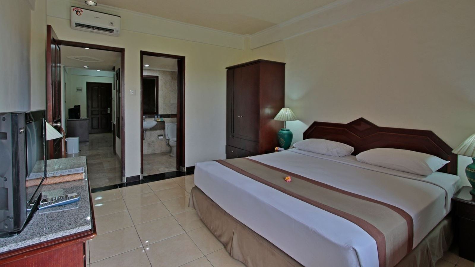 rooms-one-bedroom-apartment