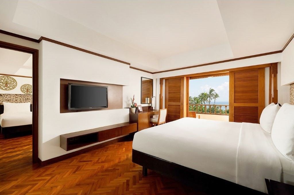 rooms-family-room-for-4