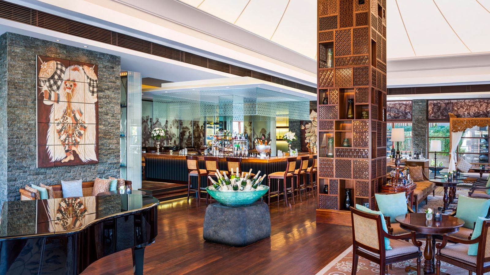 bars-the-st-regis-bar