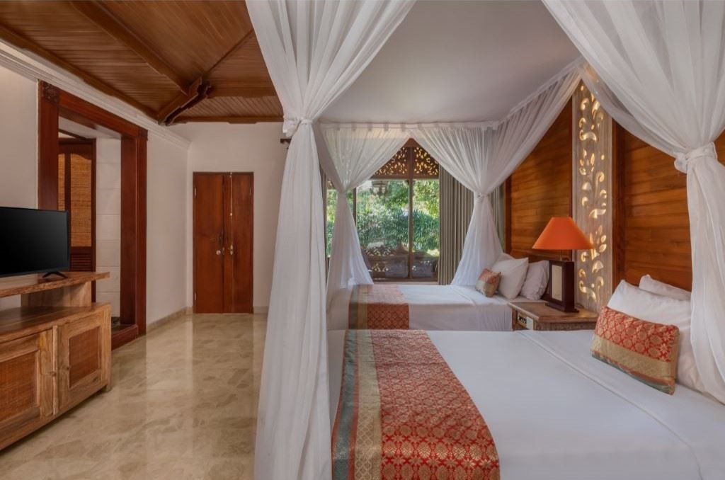 rooms-deluxe-bungalow-room