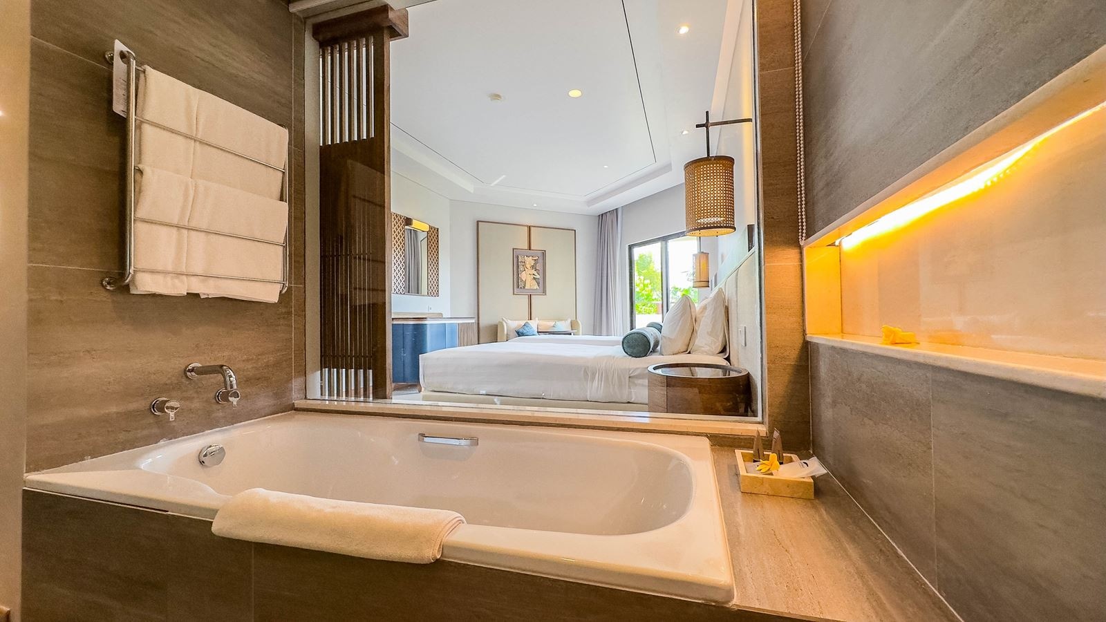 rooms-new-premiere-ocean