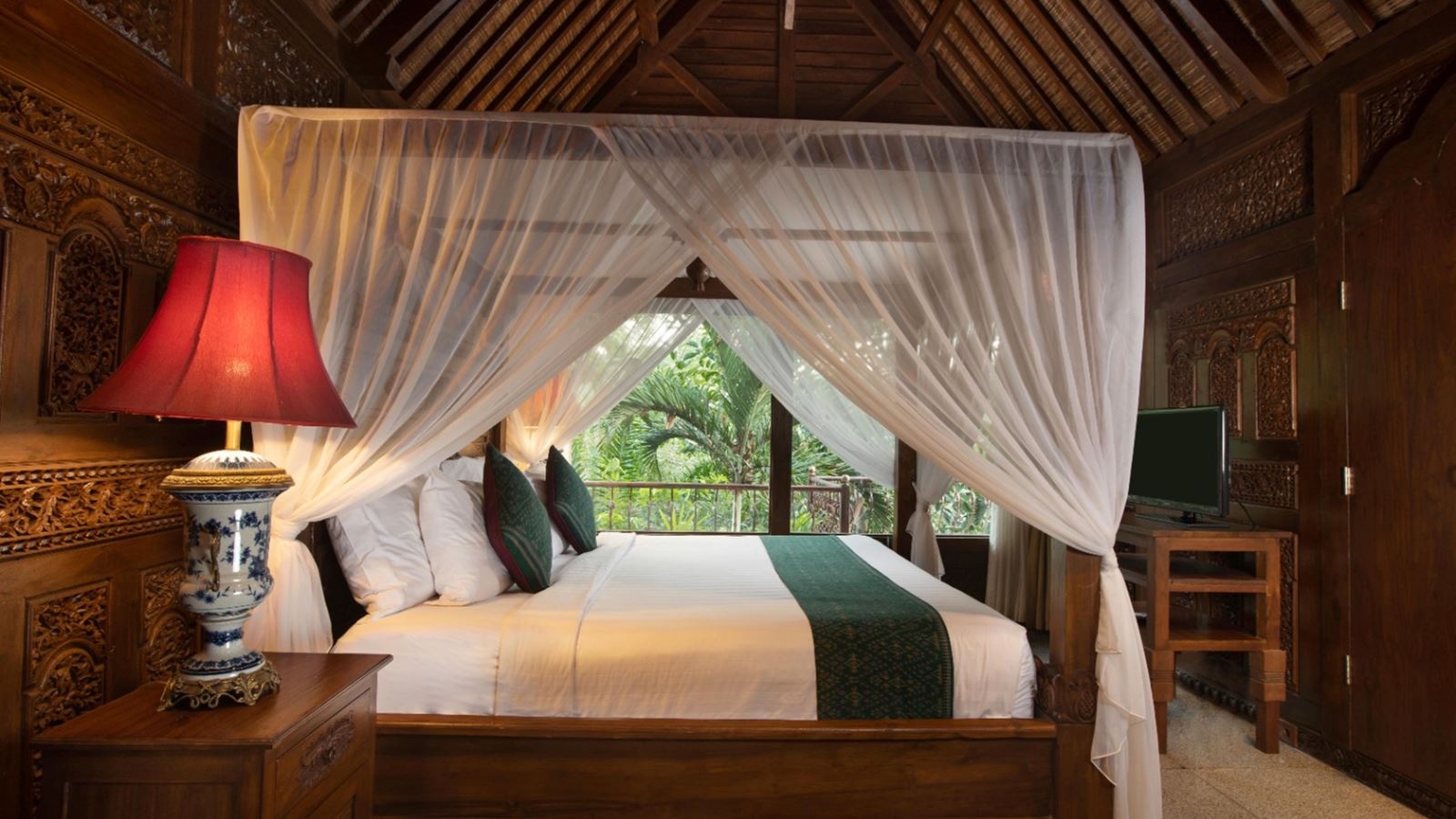 rooms-deluxe-rainforest-villa