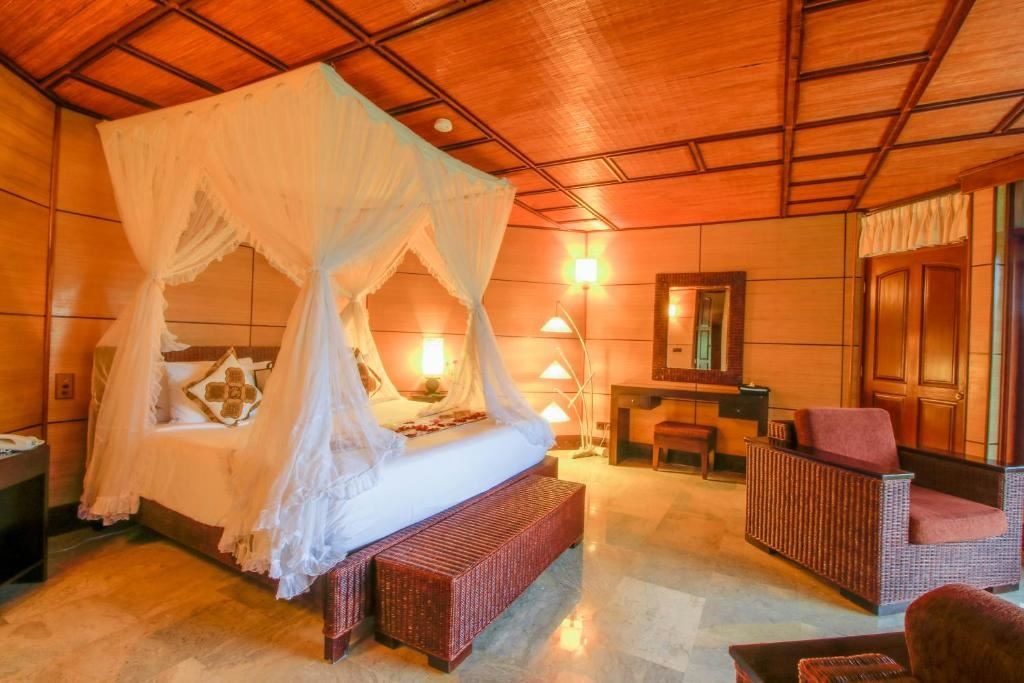 rooms-2-bedroom-river-view-pool-villa