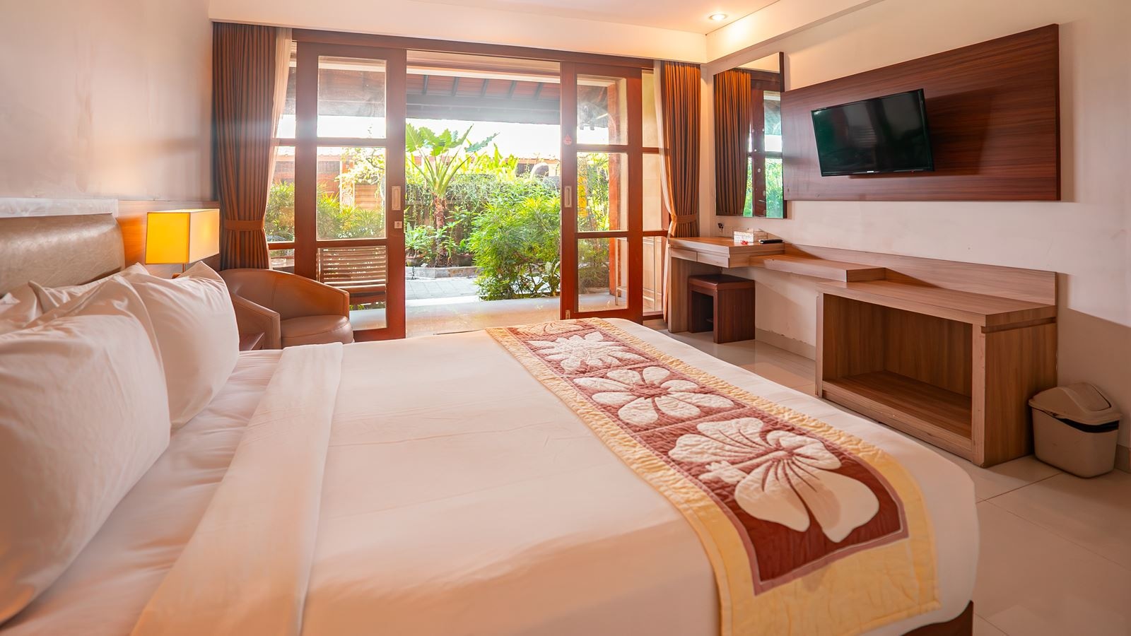 rooms-deluxe-garden-view