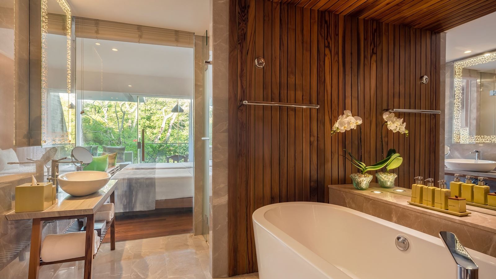 rooms-wonderful-garden-view