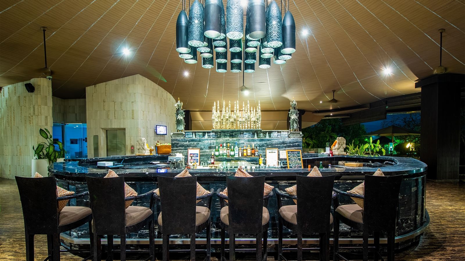 restaurants-sakala-beach-club