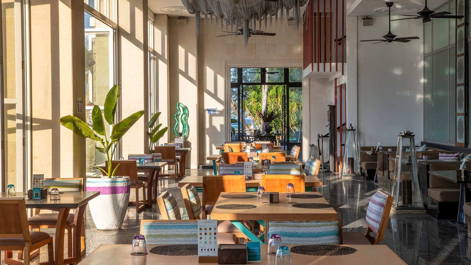 restaurants-sakala-beach-club