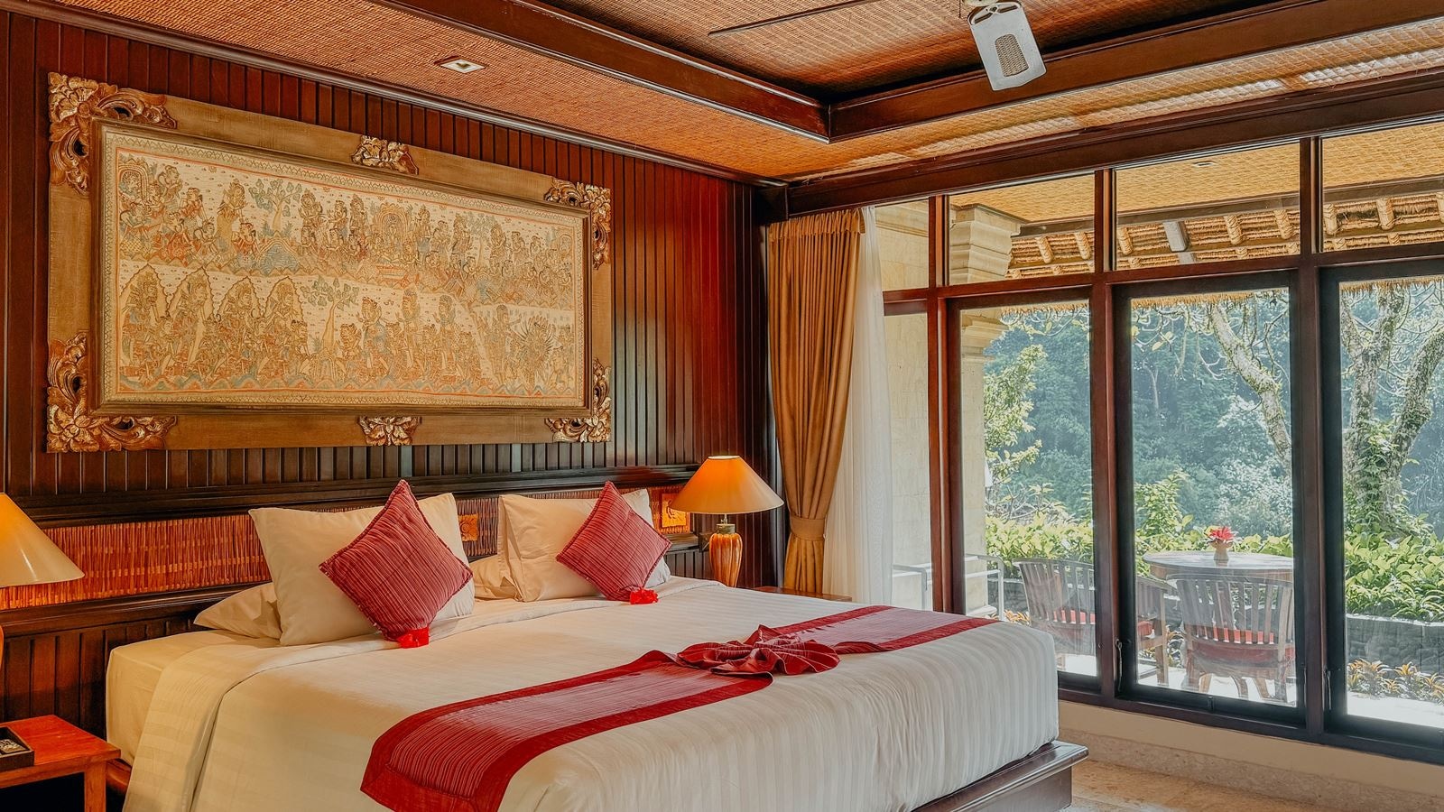 rooms-premier-raja-room