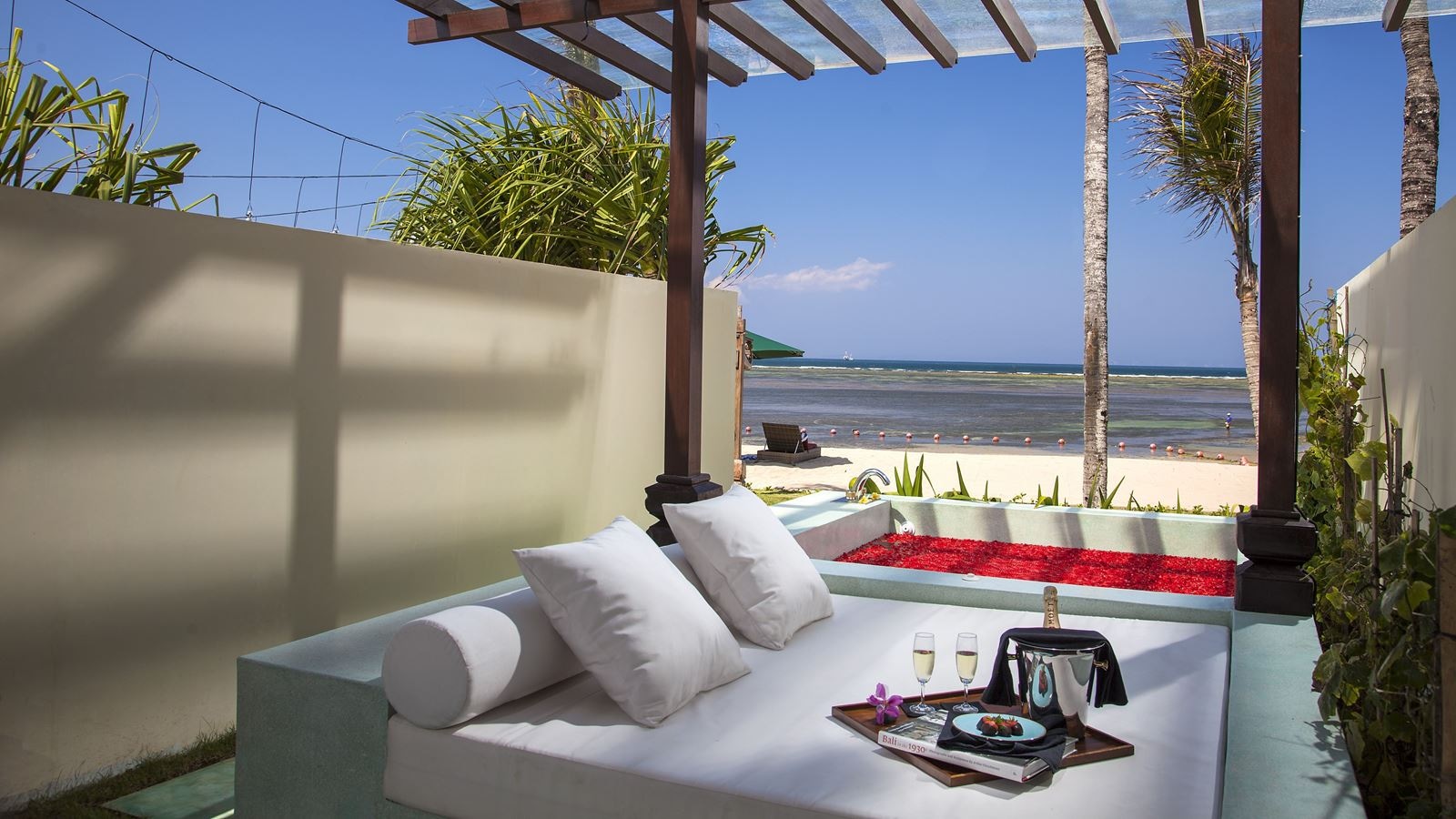rooms-sadara-royal-suite-ocean-view