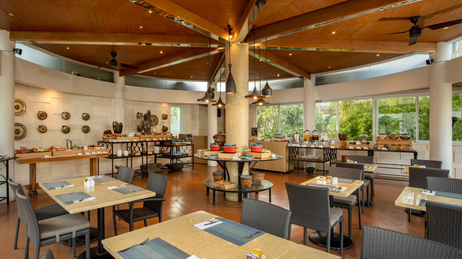 restaurants-azaa-restaurant