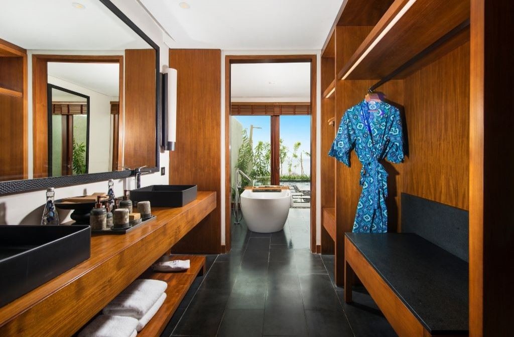 rooms-cliff-pool-villa-three-bedroom