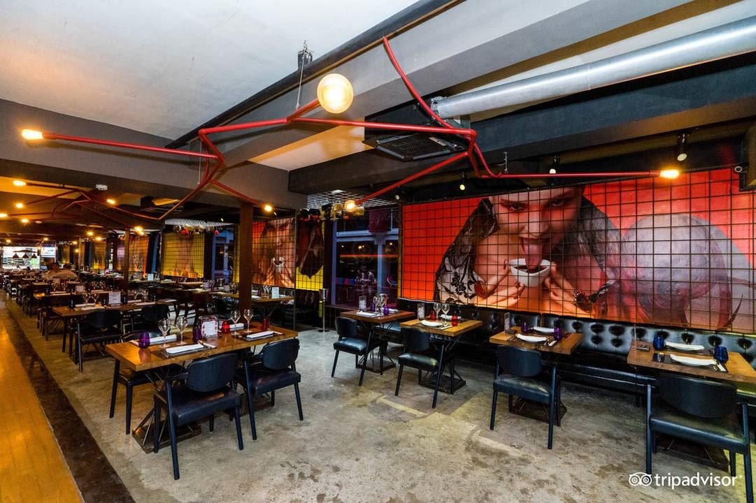 restaurants-cest-la-vie-restaurant-and-bar