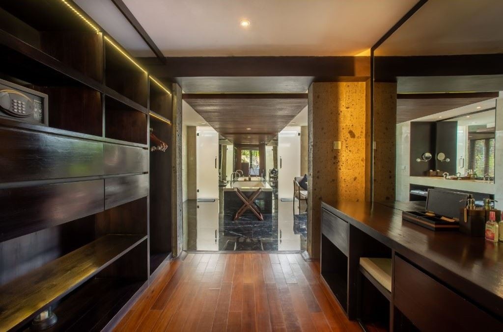 rooms-one-bedroom-riverside-pool-villa