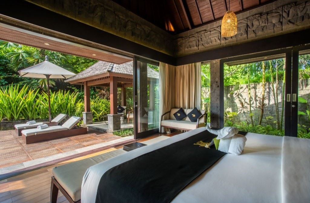 rooms-one-bedroom-riverside-pool-villa