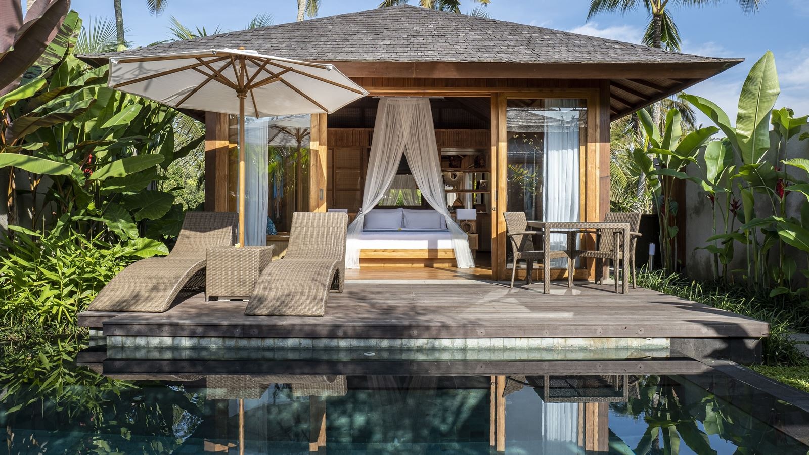 rooms-one-bedroom-pool-villa