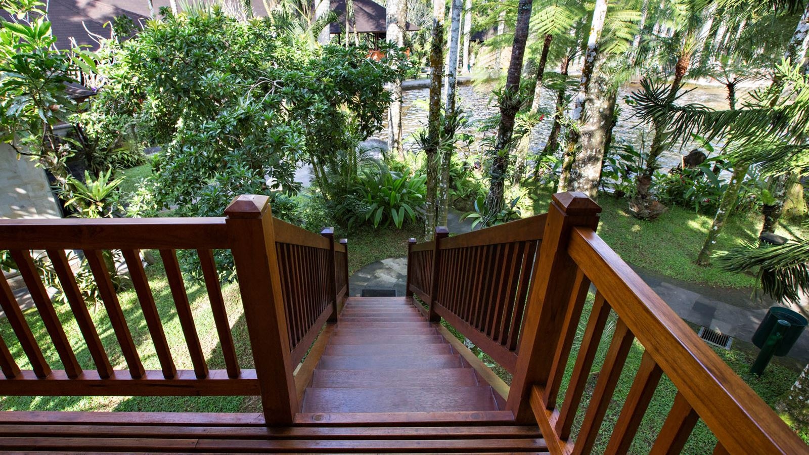 rooms-lake-side-room