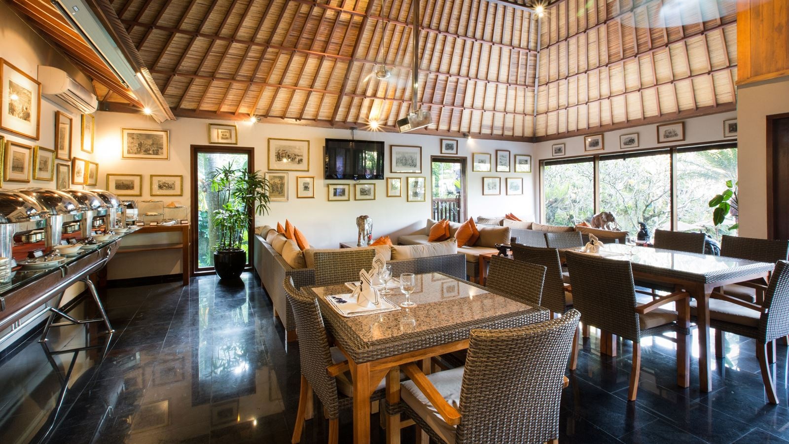 restaurants-mammoth-head-bar