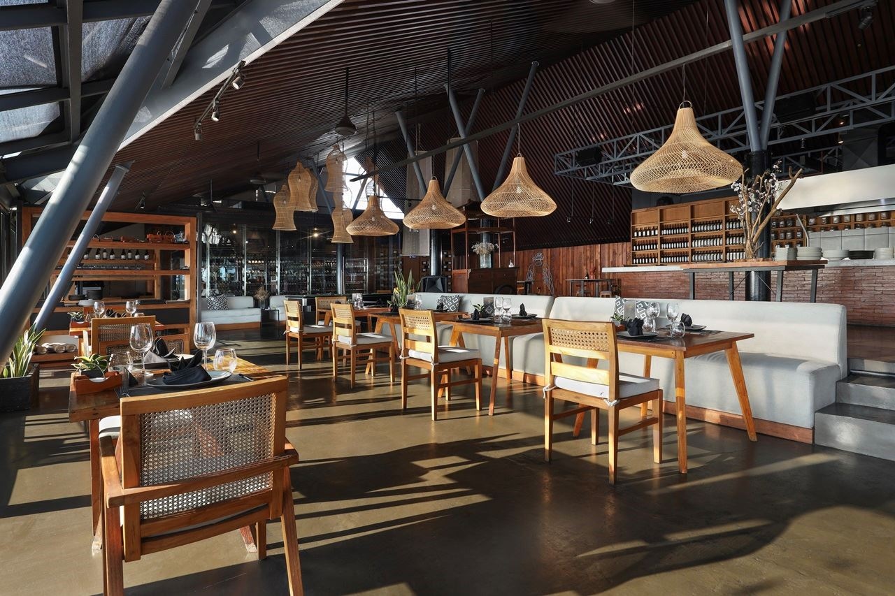 restaurants-moonlite-kitchen--bar