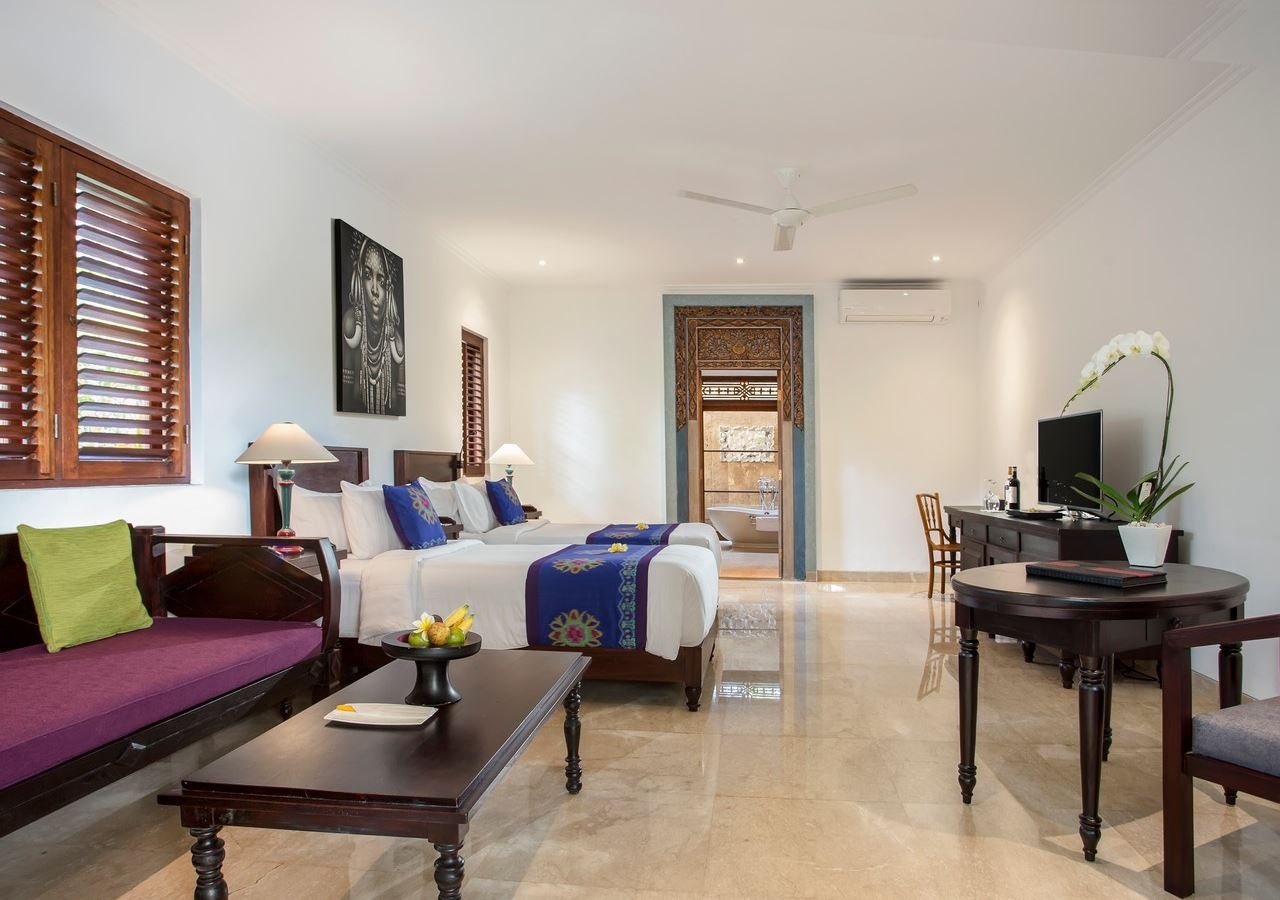 rooms-royal-suite-garden-view