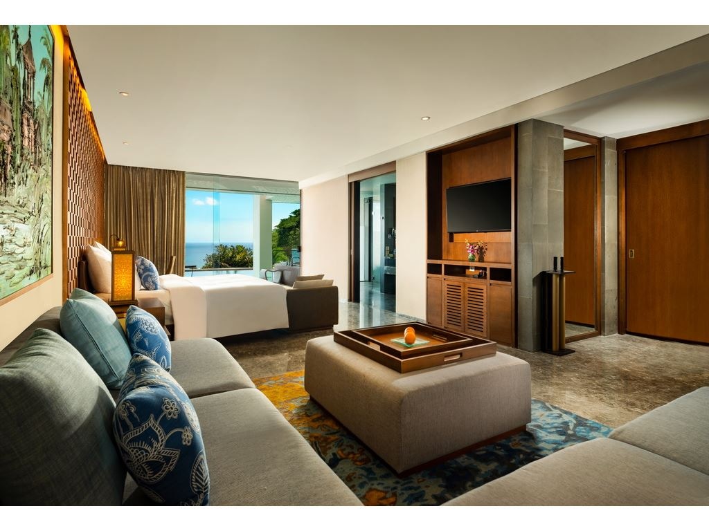 rooms-ocean-view-pool-suite