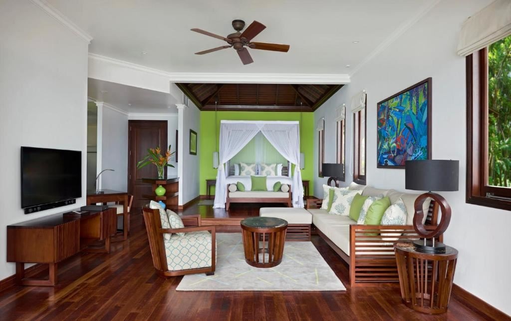 rooms-grand-ocean-view-villa-with-infinity-pool